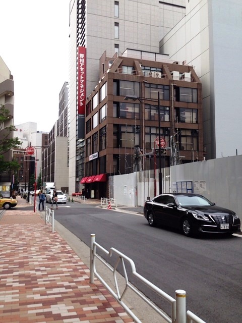 http://www.tohofudosan.jp/staff/%E5%86%99%E7%9C%9F%202014-05-26%2016%2050%2039.jpg