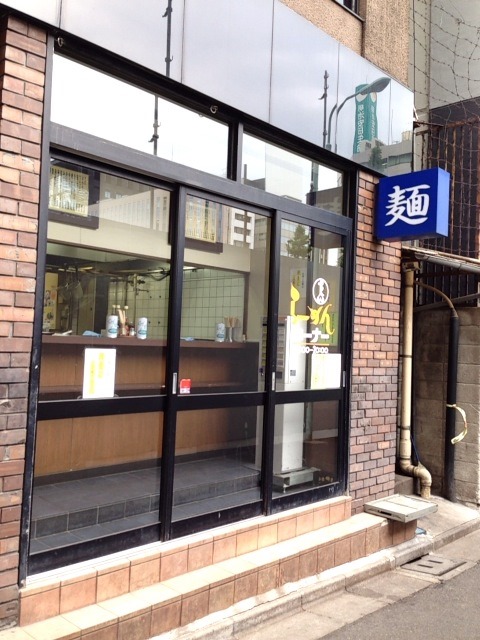 http://www.tohofudosan.jp/staff/%E5%86%99%E7%9C%9F%202014-05-26%2016%2051%2051%20%281%29.jpg
