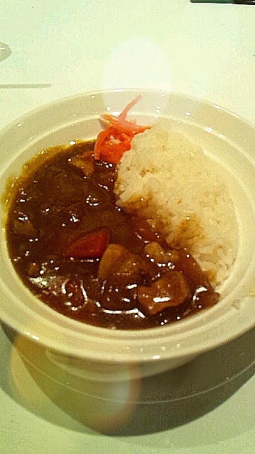 http://www.tohofudosan.jp/staff/PicsArt_1355619486076.jpg